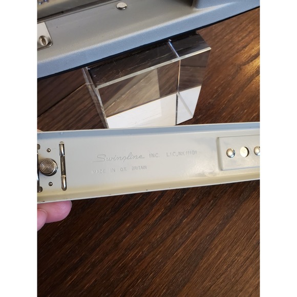 Vintage Swingline Stapler Lot 747 & 406 Gray Desk Staplers Made in Britain Retro - Picture 6 of 12
